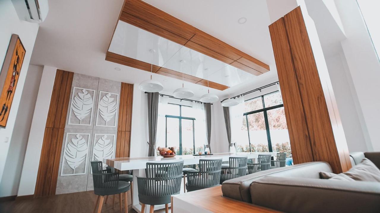 Happy Family Villa 푸껫 외부 사진